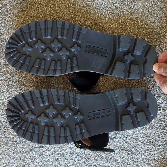 L'Amour Des Pieds Black Dalbir Leather  Sandal - Picture 6 of 10